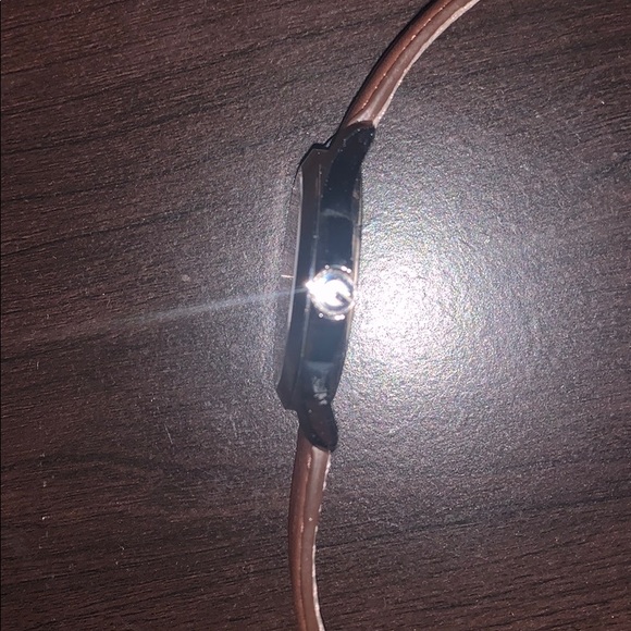 Authentic Gucci Watch - Picture 5 of 6